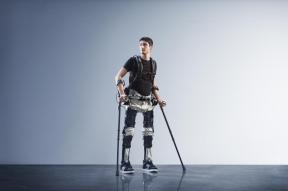 The Phoenix: The $40,000 Robot Exoskeleton That Lets The Paralyzed Walk ...