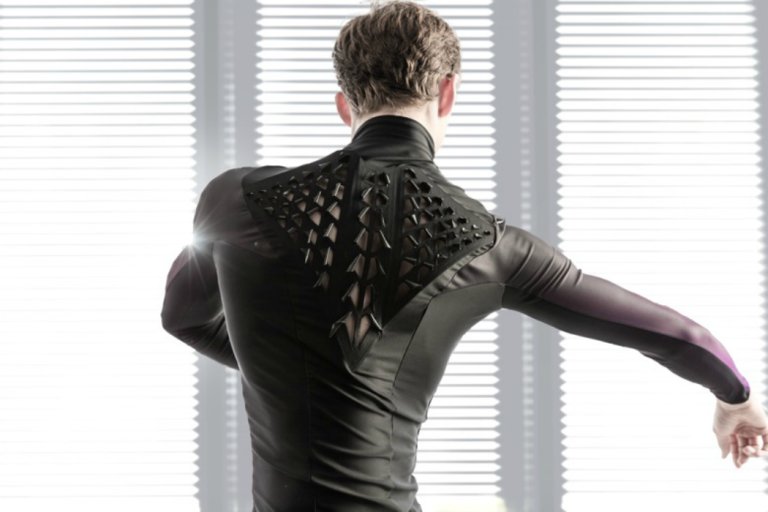 Bioskin: Meet the Living, Breathing Textile