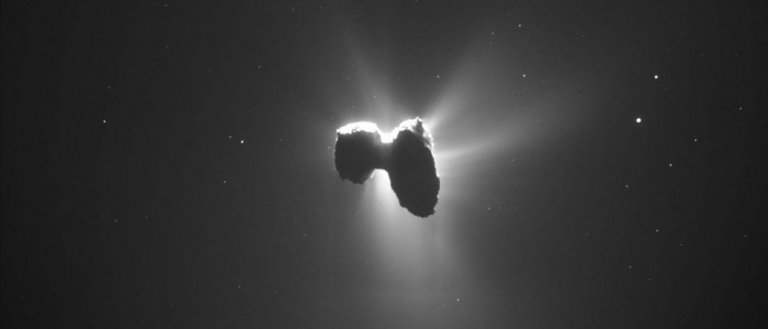 Scientists Create Building Blocks of Life in Lab Comet