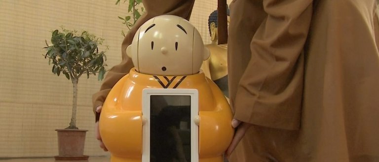 A Robotic Monk is Spreading Buddhist Teachings and Answering Questions About Faith