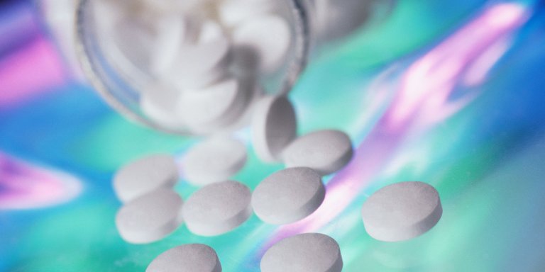 Dual Sided Pill Stays Put to Ensure Long-Term Drug Delivery