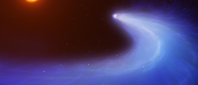 Scientists Find Comet Releases as Much Alcohol as 500 Bottles of Wine