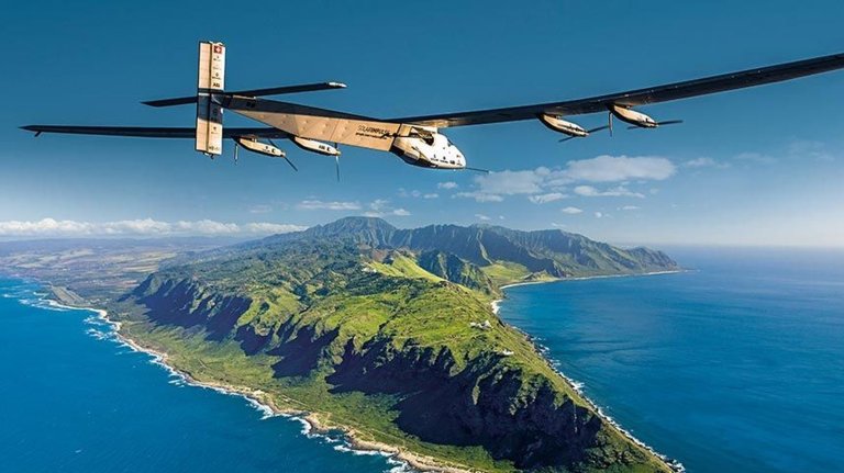 Solar Impulse 2 Becomes the First Fuel-Free Plane to Circumnavigate the Globe