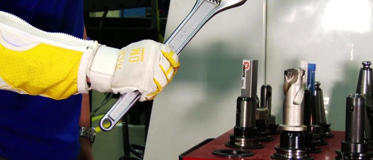 New Cyborg Roboglove Will Give You Superhuman Strength