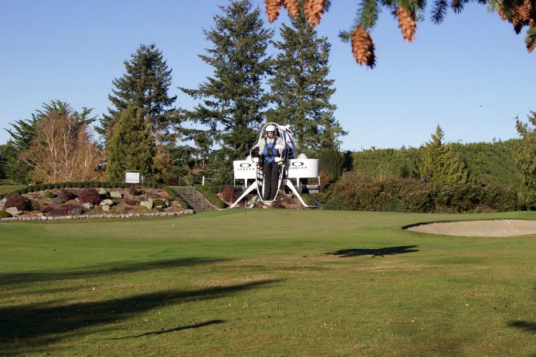 Want to Go Golfing? Now, You Can Do It With A Jetpack