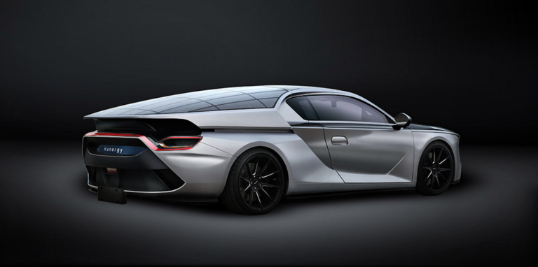 Welcome to the Age of Solar Powered Electric Vehicles