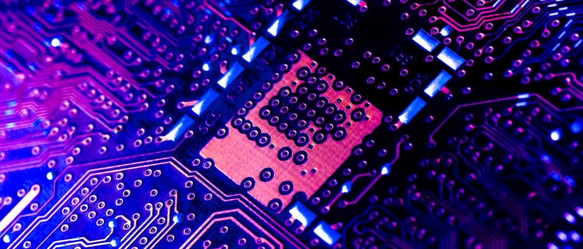 #moores law microchips #transistors #intel