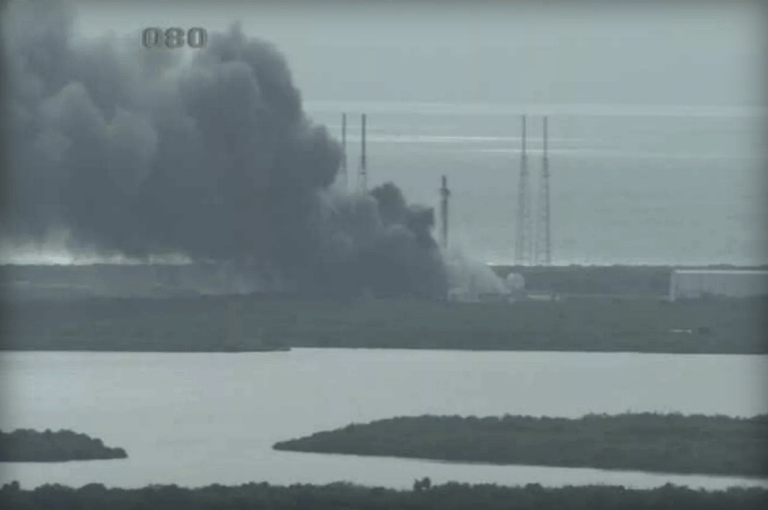 SpaceX: A Falcon 9 Rocket Just Exploded at Cape Canaveral