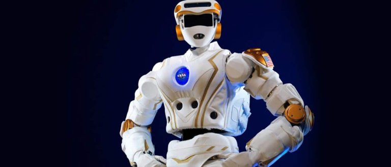 Extreme Mars: Future Missions May Be Assisted by Humanoid Robots