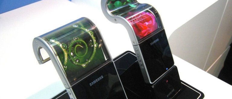 Samsung Has Filed a Patent for a Futurisitic Smartphone