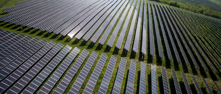 Solar Power Finally Becomes the Cheapest Source for New Energy