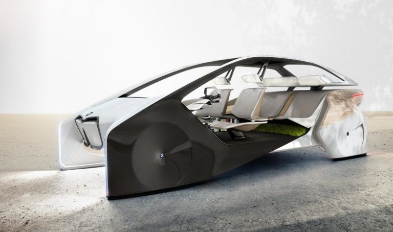 What Lives Should Autonomous Cars Value?