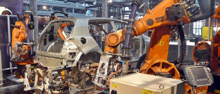 Production Soared After This Factory Replaced 90% of Its Employees With Robots