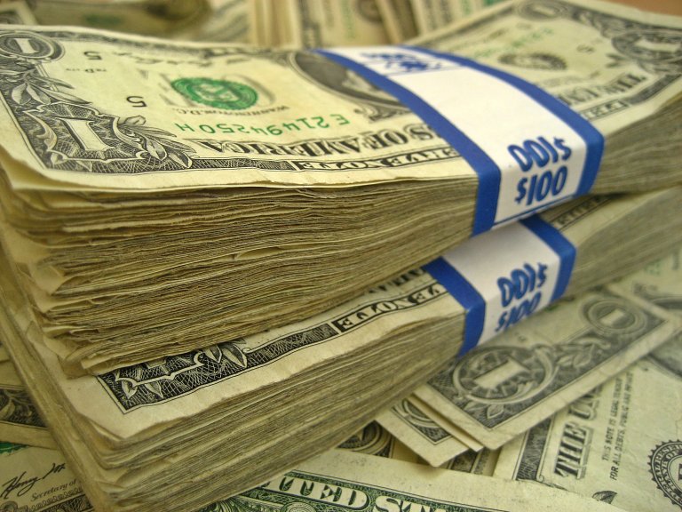 This is Why Experts Think All People Should Have a Universal Basic Income