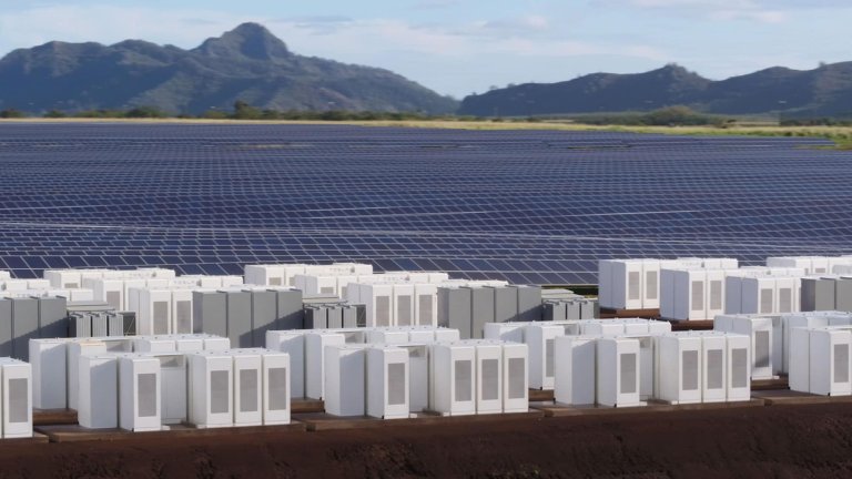 Tesla Unveils an Enormous Solar Farm to Replace 1.6M Gallons of Fuel a Year