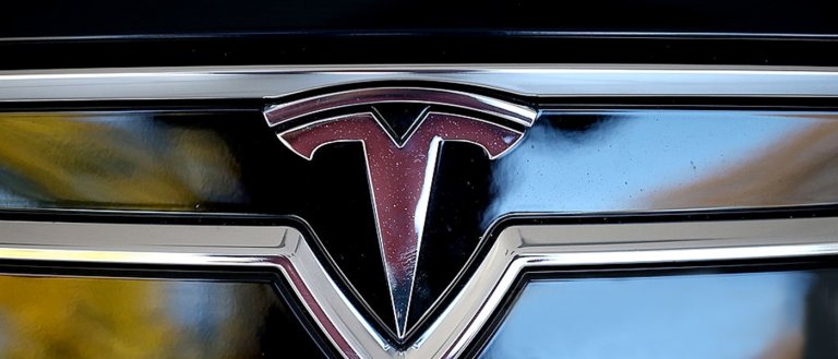 tesla tesla autopilot 8.1 autosteer autonomous cars