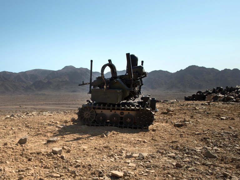 The Marines’ Latest Weapon Is a Remote-Controlled Robot With a Machine Gun