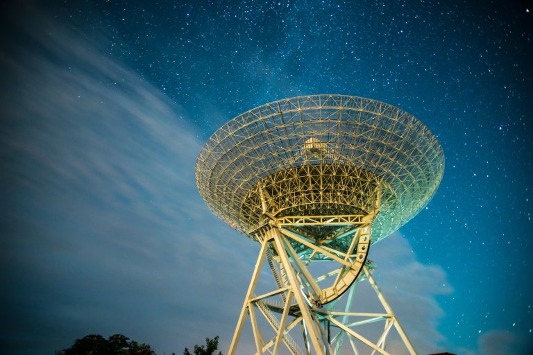 fast radio bursts frb cosmic signals frb150215