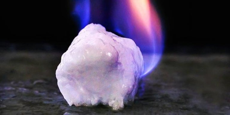natural gas fossil fuels methane hydrate flammable ice