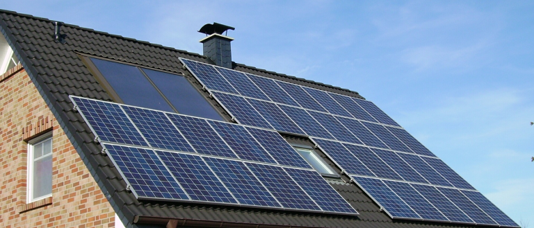 Tesla Has Sold out of Solar Roofing Tiles Well Into 2018