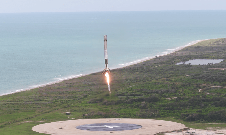 Elon Musk: The Rocket That Will Eventually Take Humans to the Moon Will Launch in 4 Months
