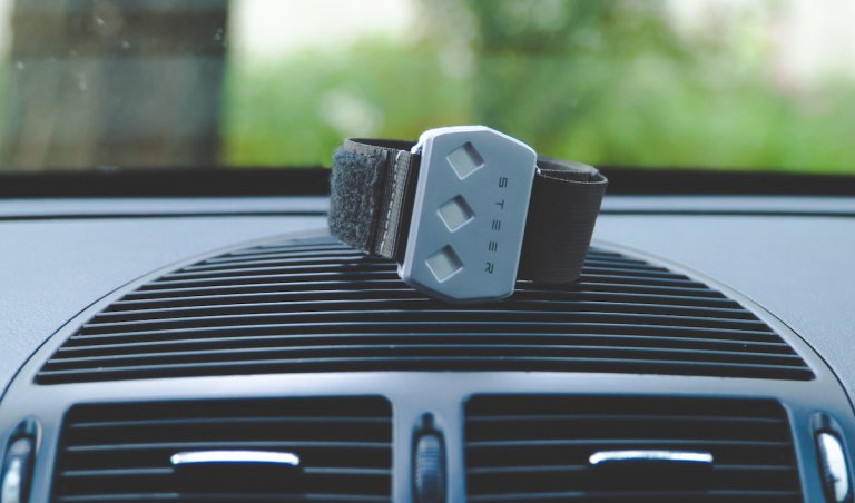 drowsy driving steer wearable device