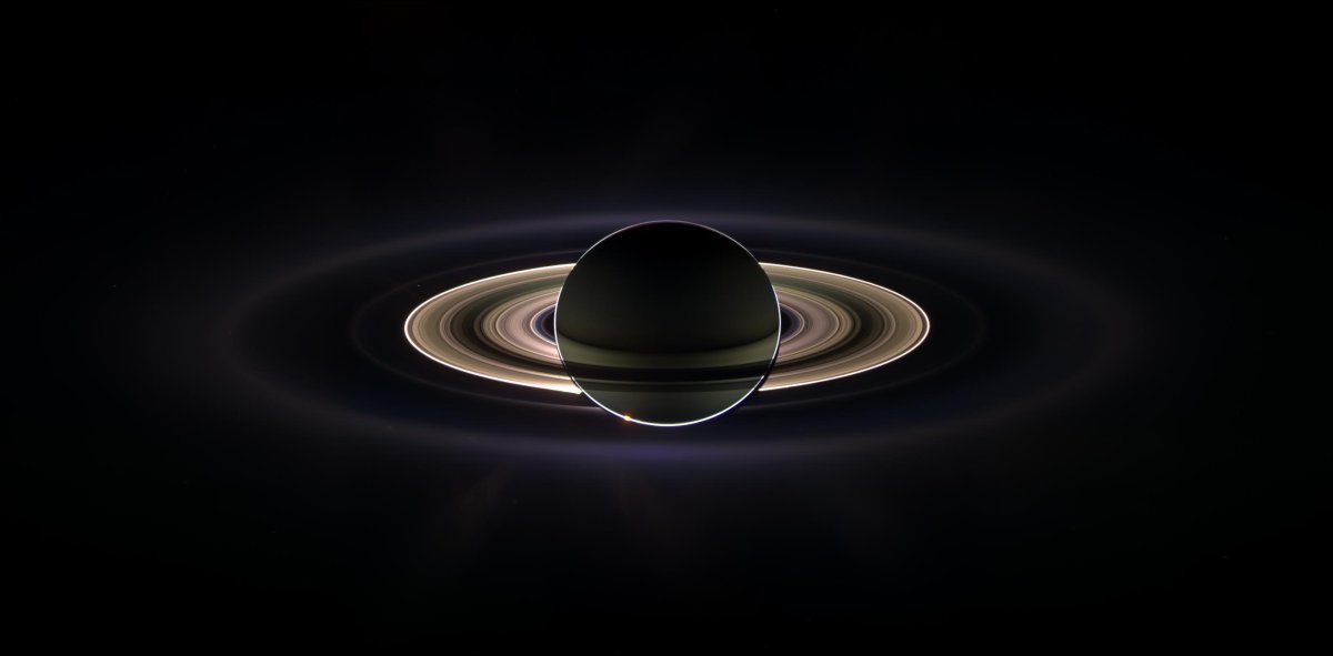 A panoramic image of Saturn, from combined 165 photos taken on Sept. 15, 2006. Image credit: NASA-JPL