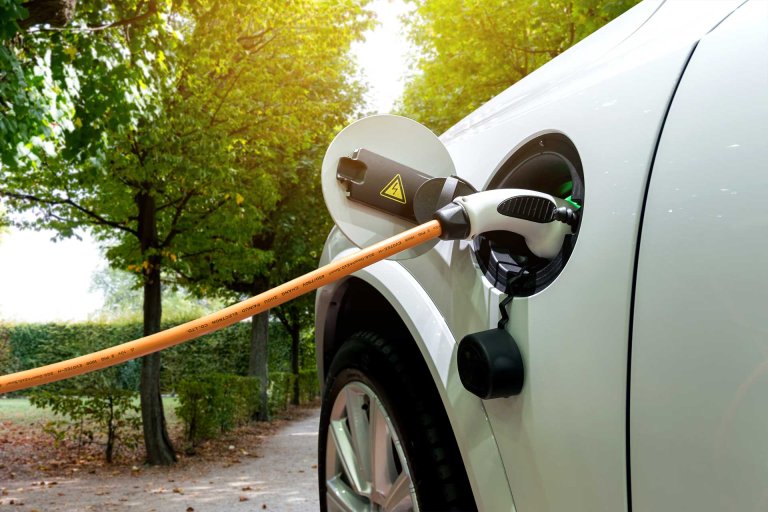 More Renewable Power is Entering Our Grids, Making Clean Driving Even Cleaner