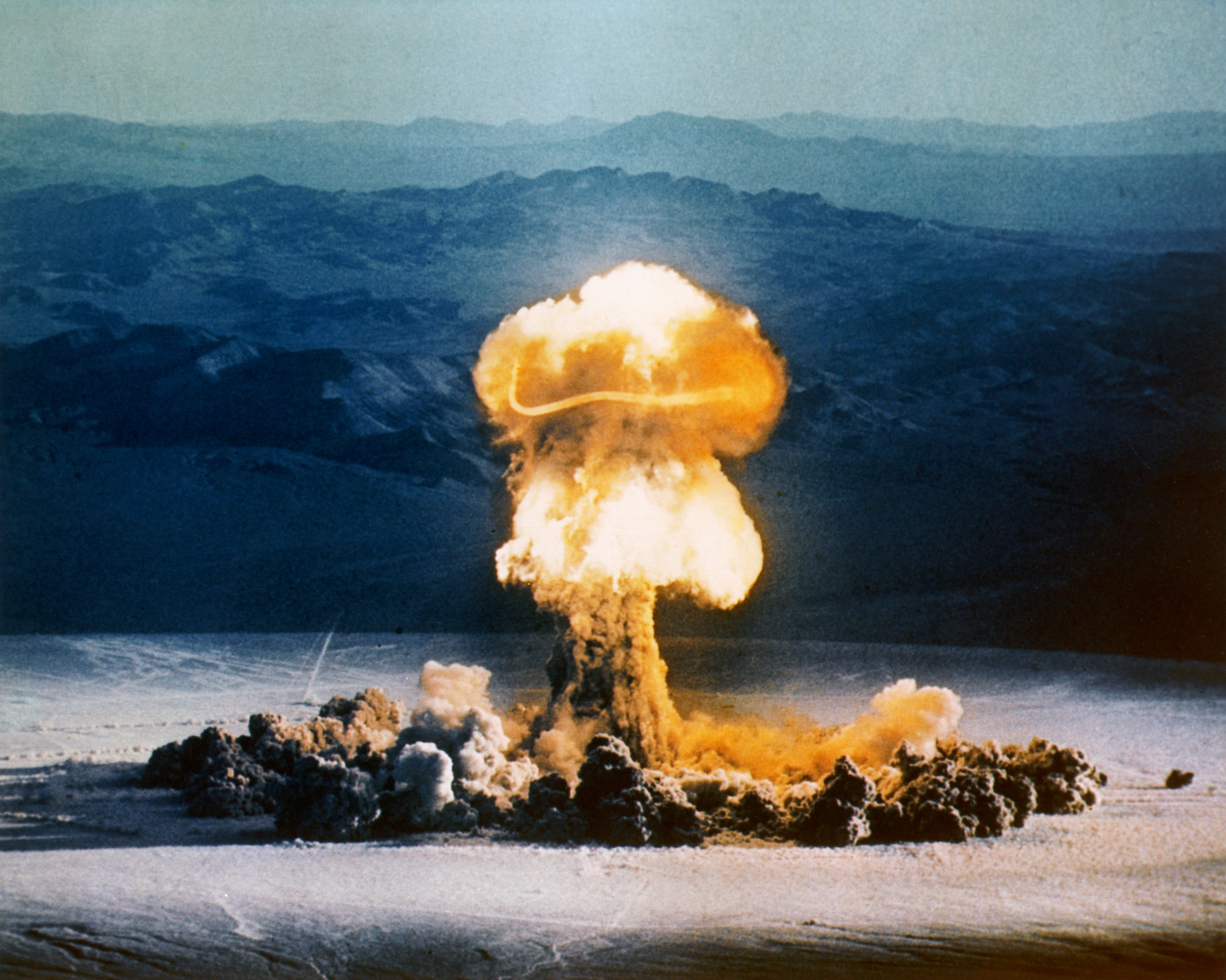 Faced With a Nuclear Blast? Here's What You Need to Do to Survive