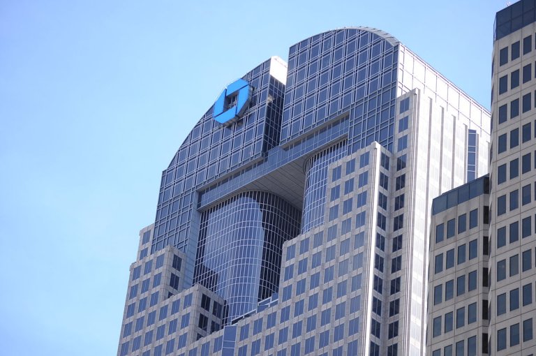 Two Big Banks Have Just Pledged to Go 100% Clean Energy By 2020