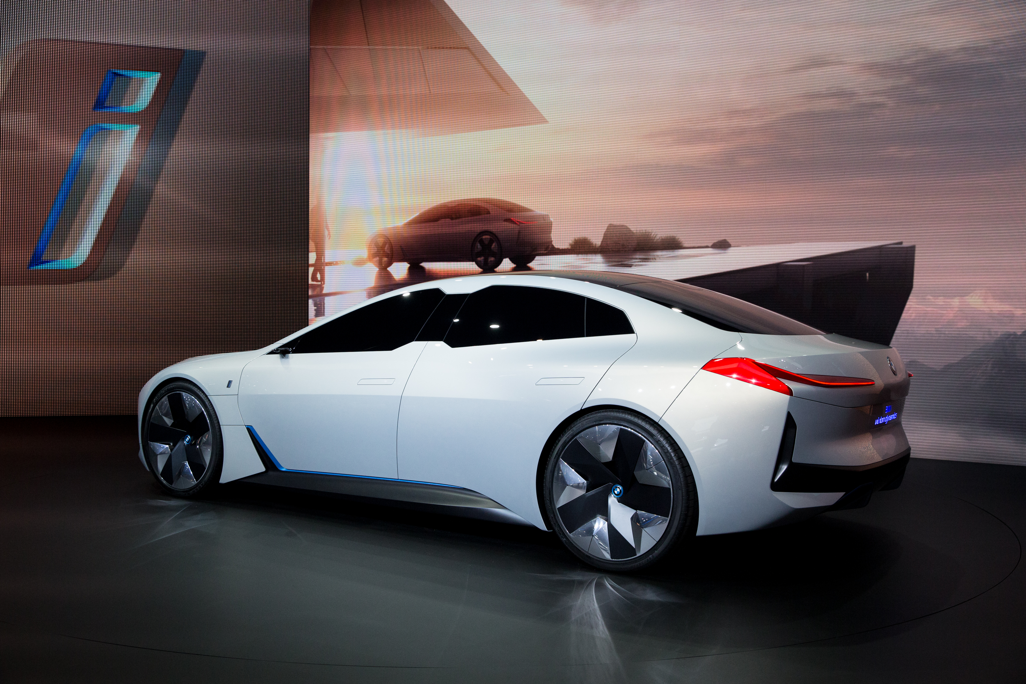electric vehicles bmw i vision