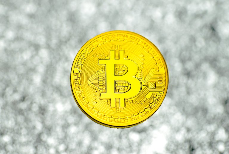 Bitcoin Price Goes Over $5,800, Setting a New All-Time High Record in Less Than 24 Hours