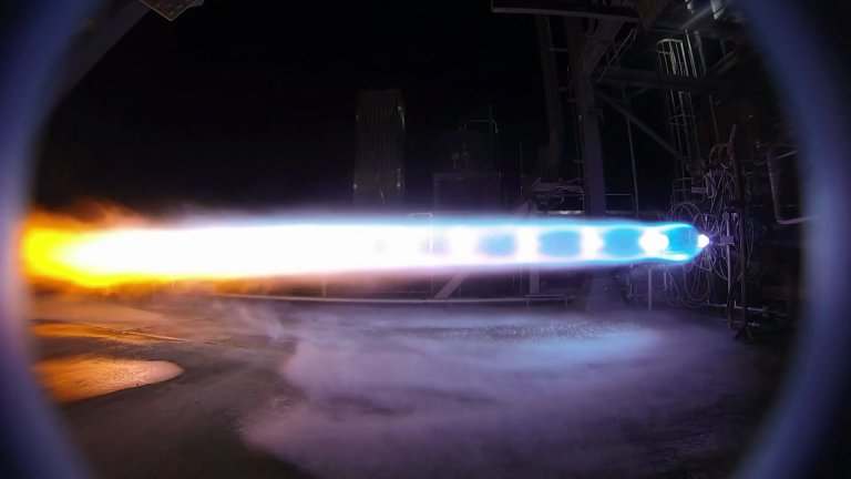 Blue Origin’s Breakthrough Means SpaceX Finally Has a Competitor