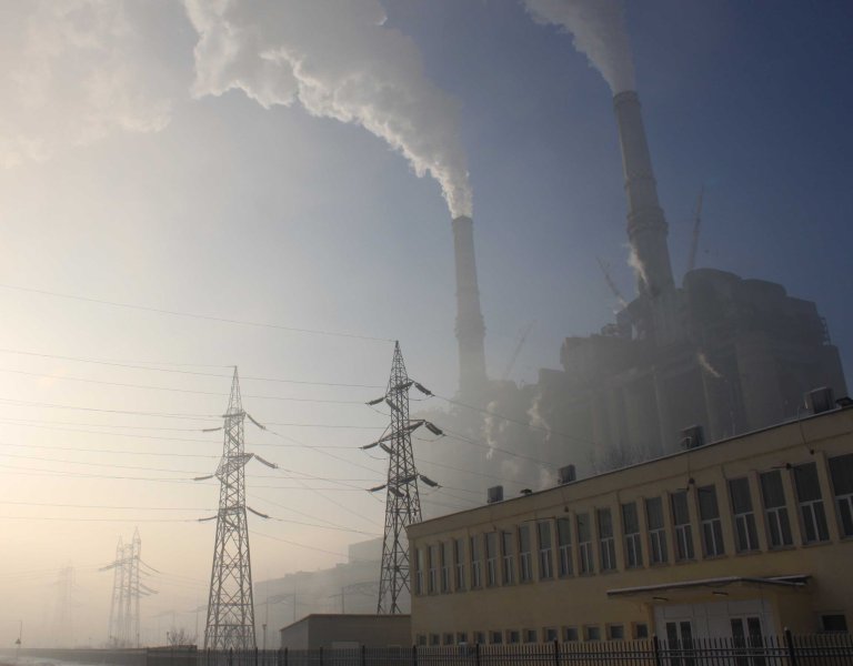 Industry Minister Promises a Coal-Free Italy by 2025