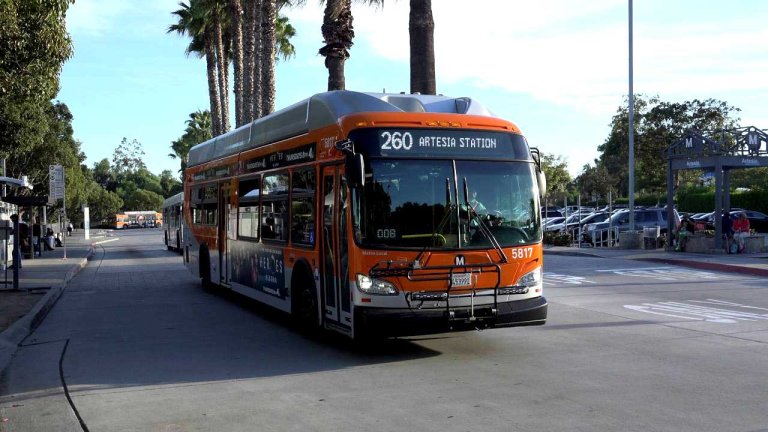 Twelve International Mayors are Pledging to Only Buy Electric Buses by 2025