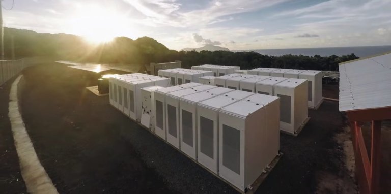 Today, Elon Musk Is Meeting Puerto Rico’s Governor to Fix the Island’s Energy Crisis