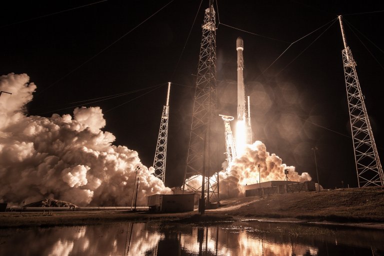 Conflicting Reports Follow SpaceX’s Secret Zuma Mission