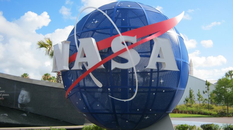 NASA-Funded Research Will Let Unmanned Spacecraft “Think” Using AI and Blockchain