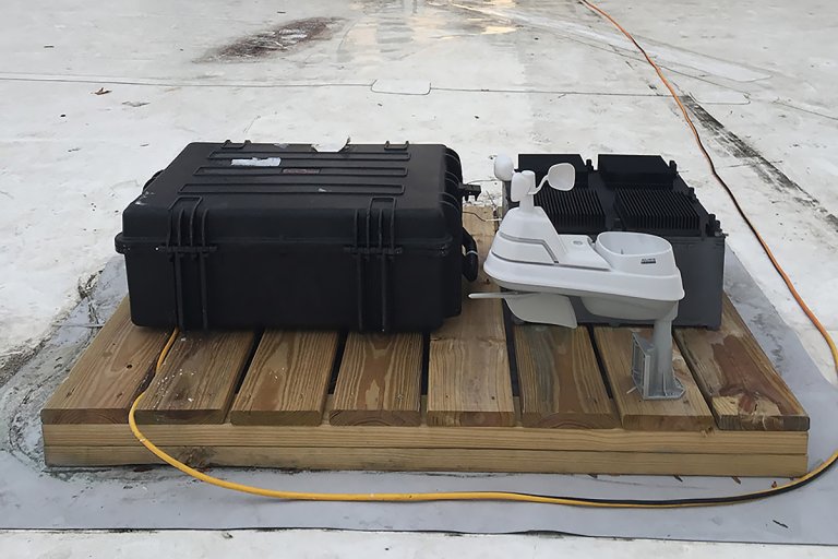 thermal resonator thermoelectric phase change materials