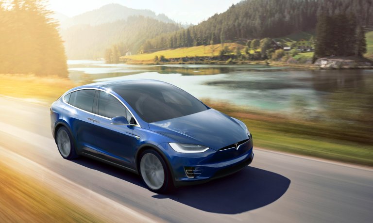 tesla lawsuit defective vehicles