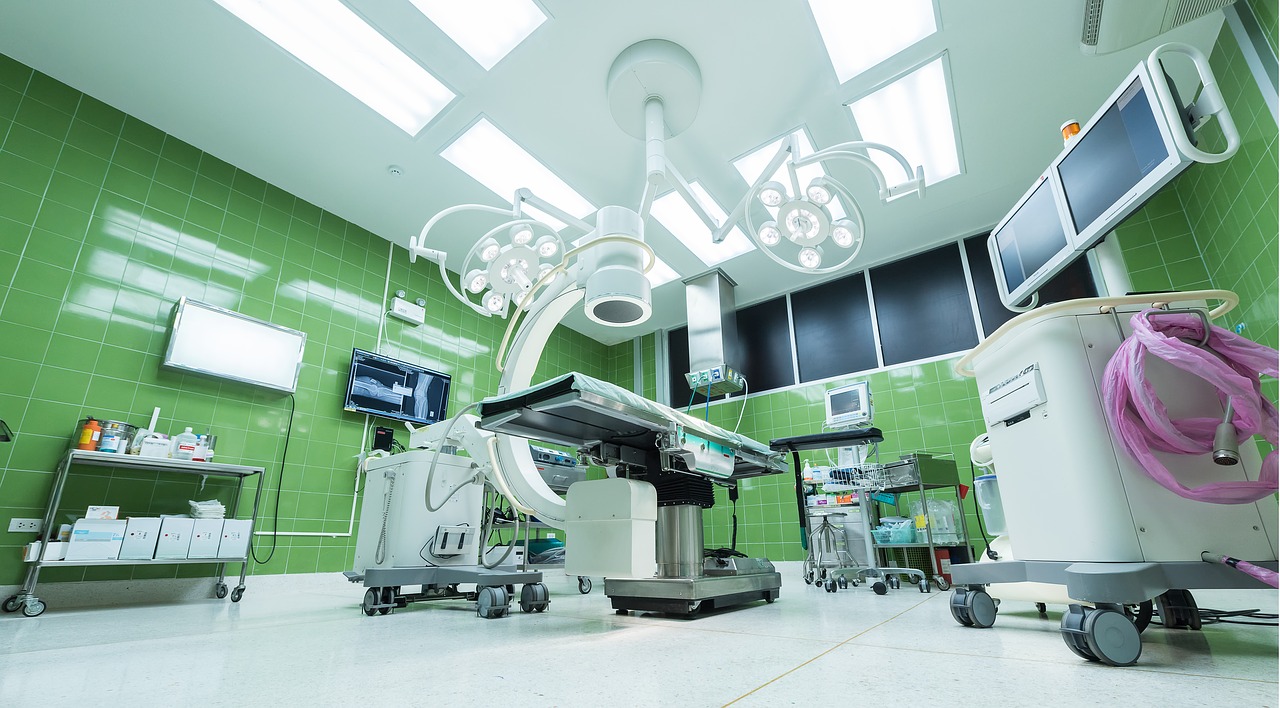 UV light is used to sterilize medical equipment but can harm human tissues. This specialized form of UV light effectively kills the flu without damage. Image Credit: sasint / pixabay