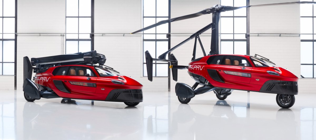 A side-by-side of the PAL-V Liberty in car and flight mode. Image Credit: PAL-V