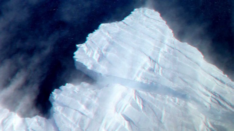 Antarctic Research Project Will Determine If a Huge Glacier Will Soon Break Off
