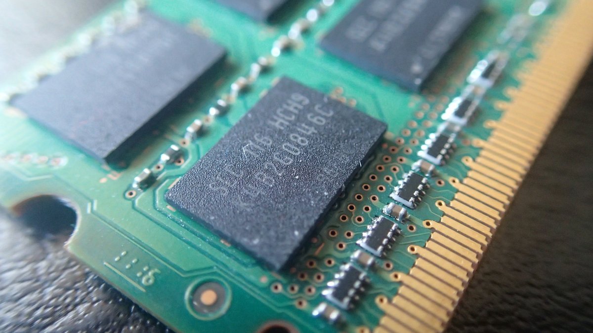Computer memory