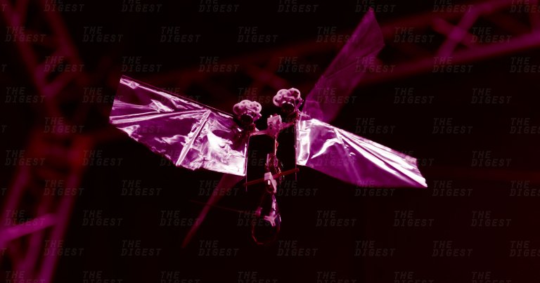 This Tiny Robot Uses Flapping Wings to Imitate Animals’ Flight