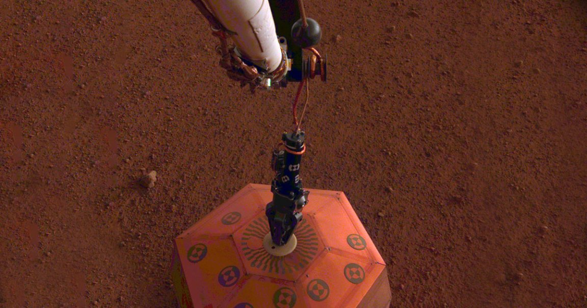 NASA's InSight lander just successfully placed its seismometer five feet from itself onto the surface of Mars.