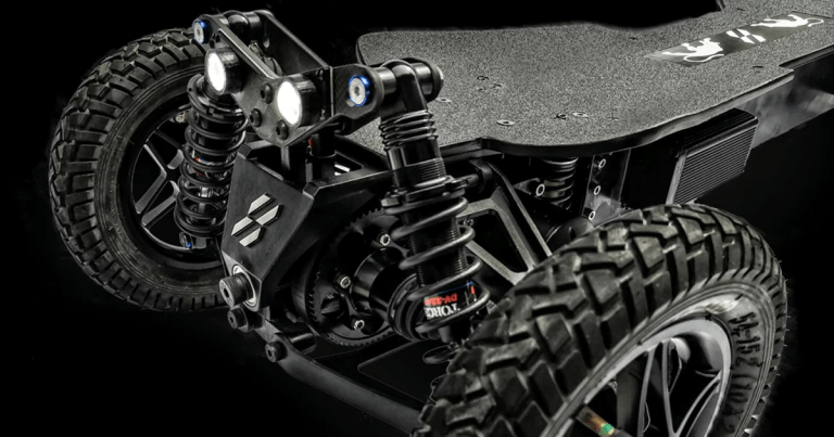 This Beast-Mode Electric Skateboard Goes a Ridiculous 45 MPH