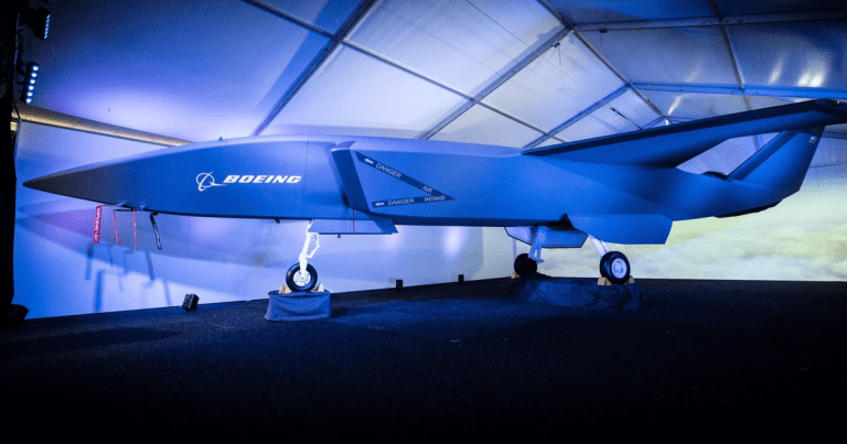 Boeing just announced that its autonomous fighter jet, the Boeing Airpower Teaming System, will first take flight sometime next year.