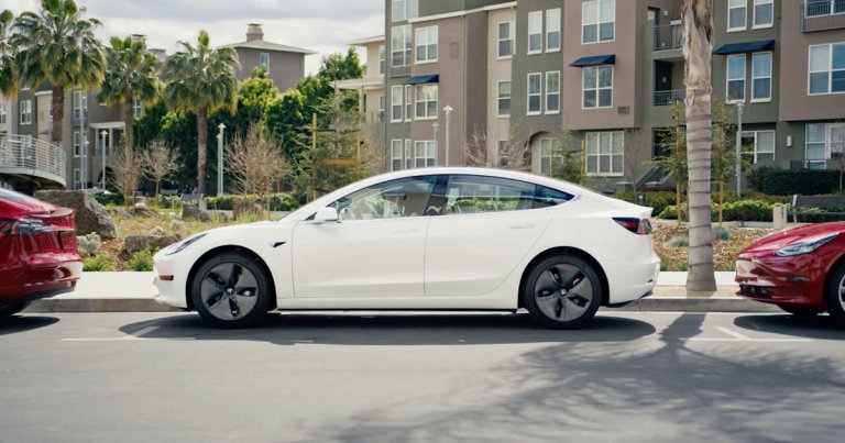 Elon Musk announced on Twitter that Tesla will be selling a $35,000 Model 3, but after tax incentives and gas savings.