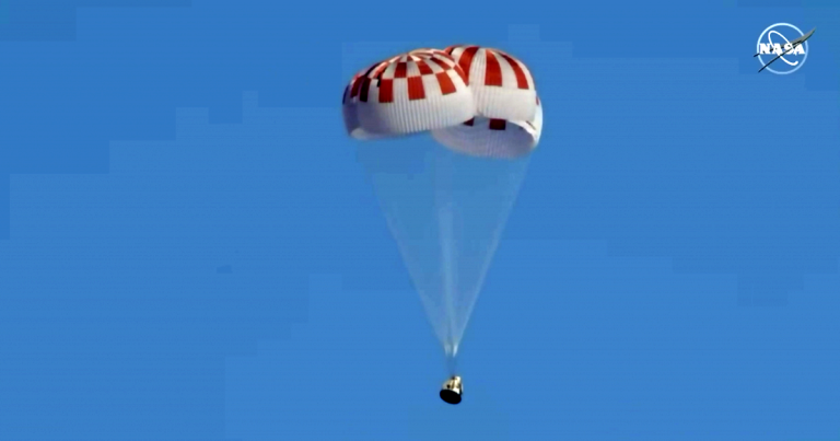 SpaceX’s Crew Dragon Spacecraft Splashes Down in the Atlantic